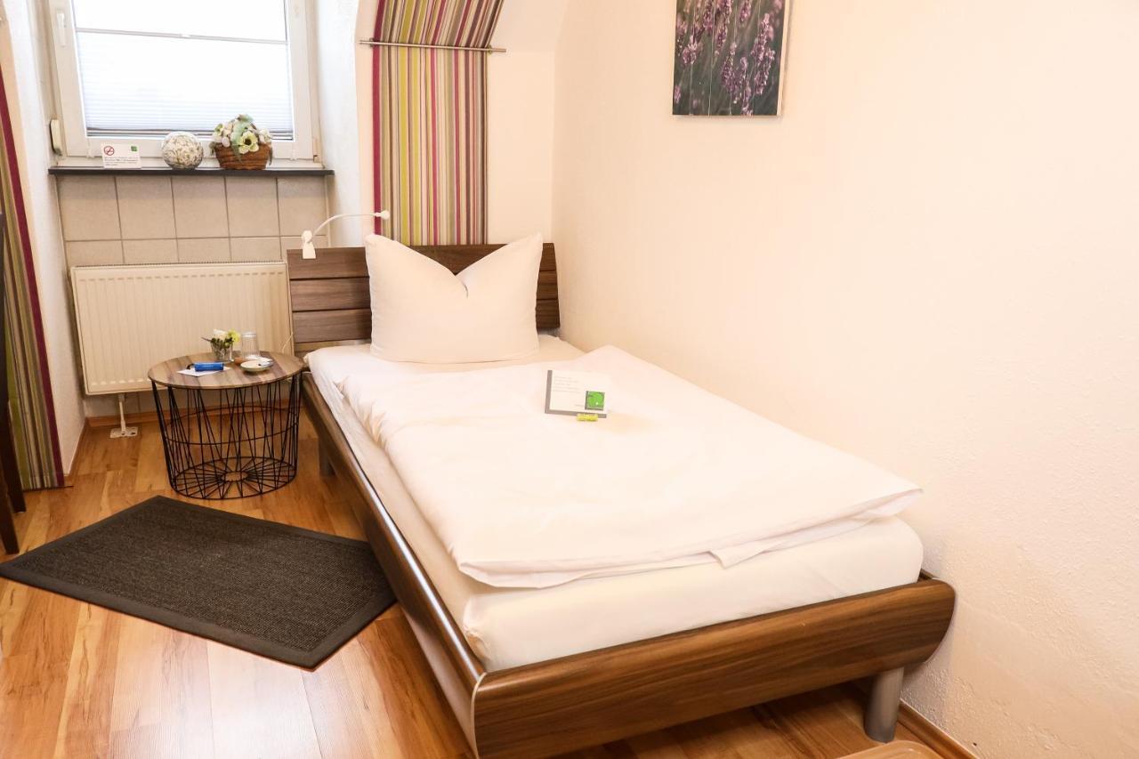 Gaestehaus Zur Linde Ingolstadt Zewnętrze zdjęcie